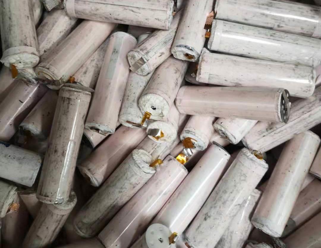 鋰電池?zé)峤庠O(shè)備幫你跨過(guò)廢舊鋰電池處理高門檻