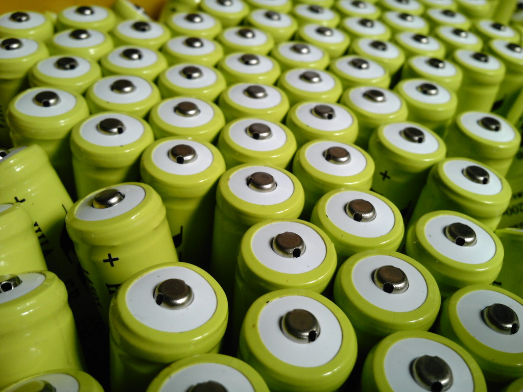 鋰電池回收：高利潤背后的機(jī)遇與關(guān)鍵設(shè)備