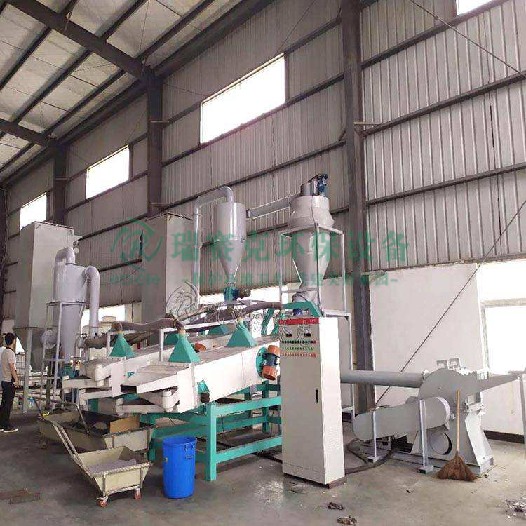 動(dòng)力電池裝機(jī)放量，回收再利用市場(chǎng)潛力十足。